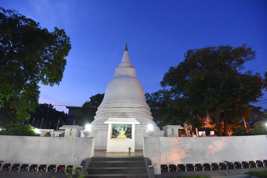 Hotel Jetwing Jaffna Esterno foto